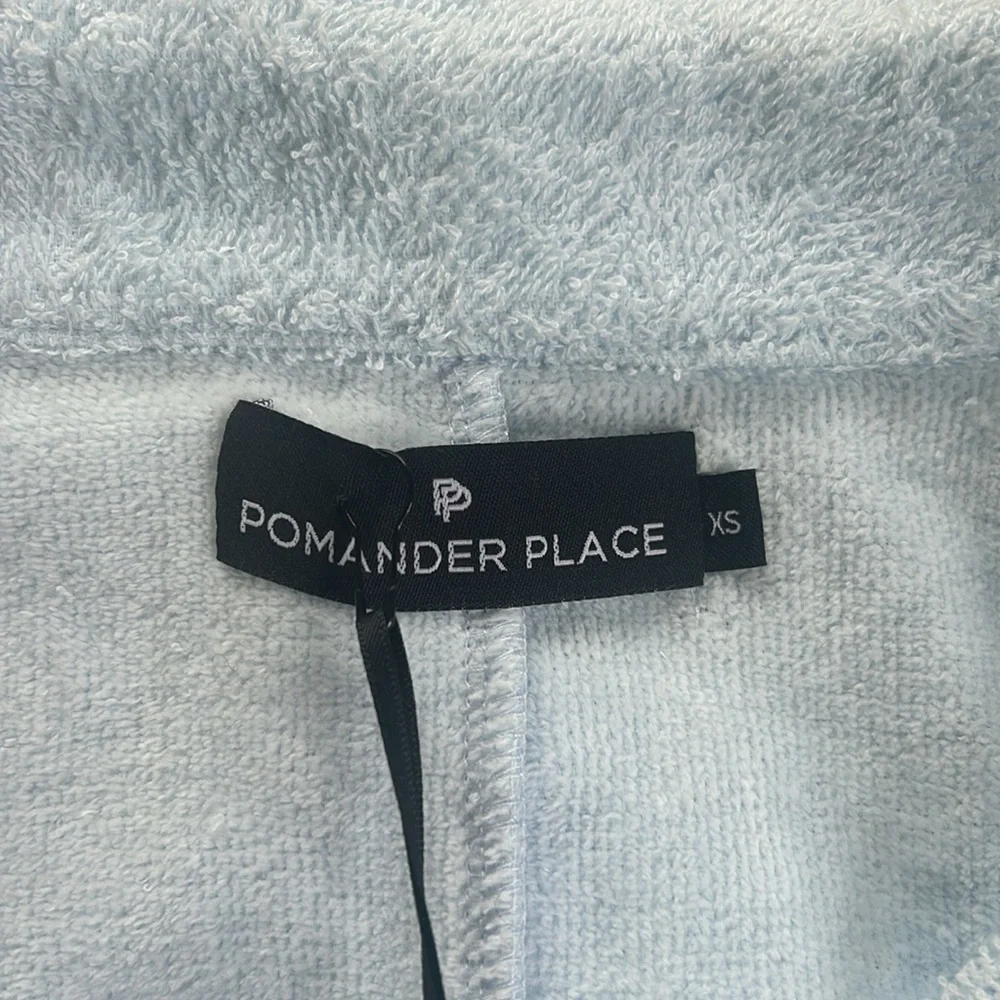 Tuckernuck Pomander Place Terry Cotton Collared Light Blue Pullover NWT Size XS - Picture 11 of 12